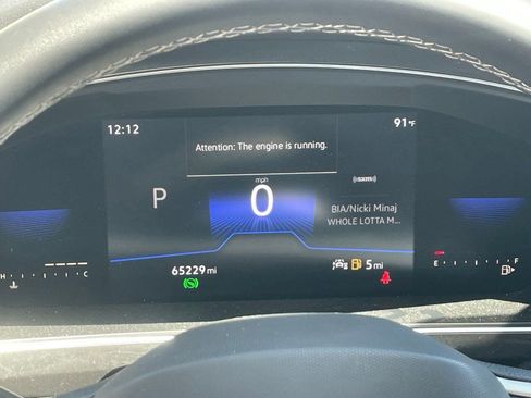 Used 2022 Volkswagen Tiguan SE FWD image 11