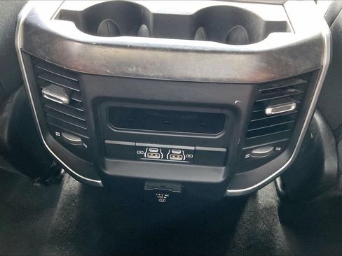 Used 2022 RAM 1500 Big Horn AWD/4WD image 15