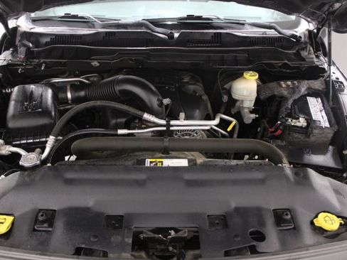 Used 2018 RAM 1500 Express image 45