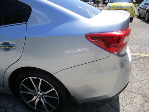 Used 2019 Subaru Impreza 2.0i Limited w/ Popular Package #1 AWD/4WD image 16