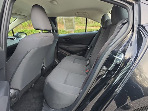 Used 2024 Toyota Corolla LE image 13