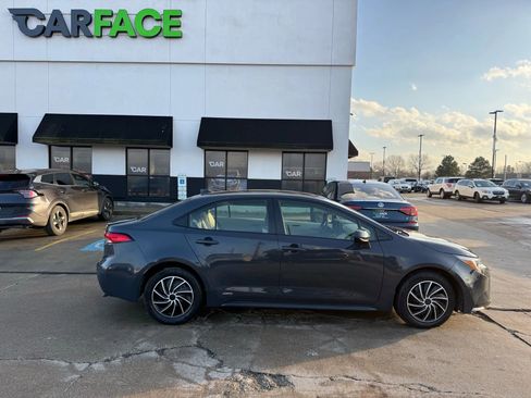 Used 2024 Toyota Corolla LE w/ LE Convenience Package image 16