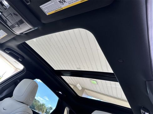 New 2025 Cadillac XT5 Sportv w/ Technology Package image 24