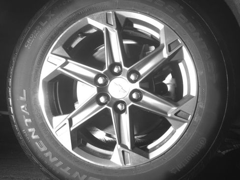 Used 2025 Chevrolet Blazer LT image 13