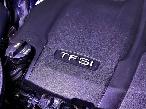 Used 2020 Audi Q5 2.0T Premium w/ Convenience Package AWD/4WD image 29