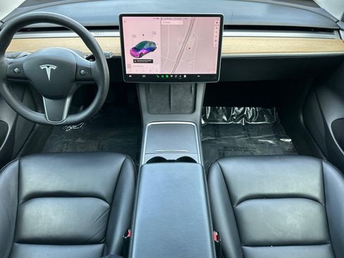 Used 2021 Tesla Model 3 Standard Range Plus RWD image 15