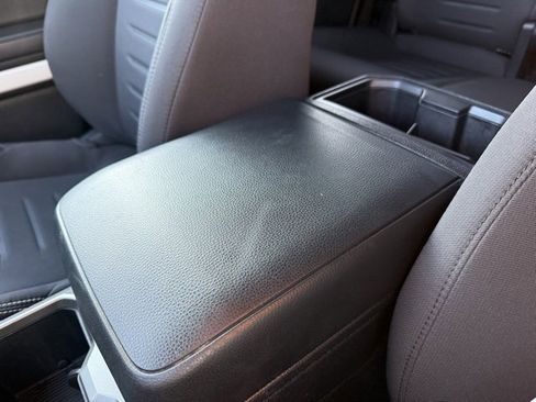 Used 2024 Toyota Tacoma 4x4 Double Cab image 29