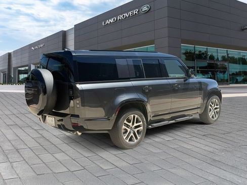 New 2026 Land Rover Defender 130 X-Dynamic SE AWD/4WD image 5