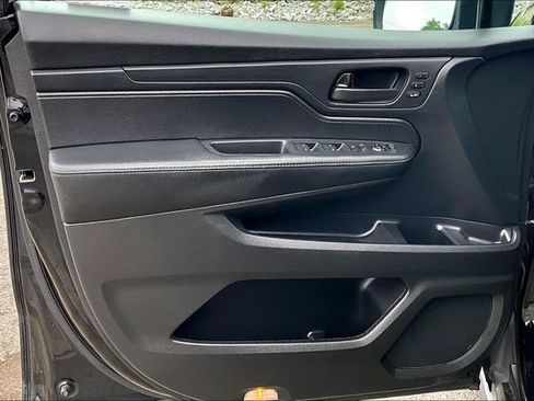 Used 2022 Honda Odyssey EX-L image 18