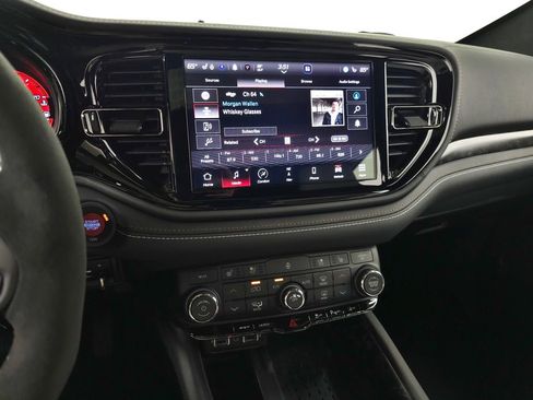 Used 2025 Dodge Durango SRT Hellcat AWD/4WD image 32