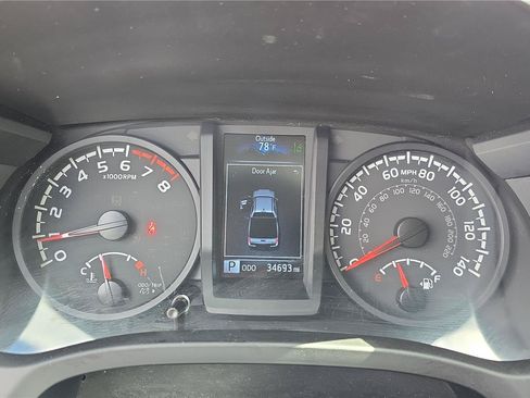 Used 2023 Toyota Tacoma SR AWD/4WD image 10