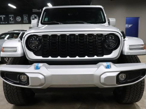 Used 2024 Jeep Wrangler High Altitude image 8