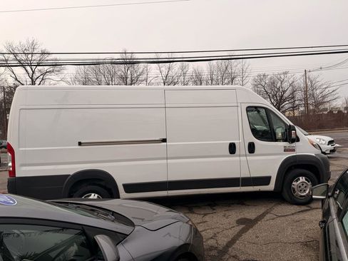 Used 2017 RAM ProMaster 3500 w/ Premium Appearance Group image 8