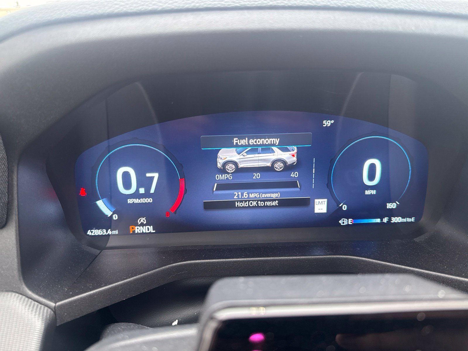 Used 2025 Ford Explorer ST-Line w/ ST-Line Street Pack AWD/4WD image 16