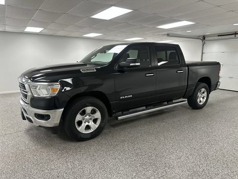 Used 2019 RAM 1500 Big Horn AWD/4WD image 4