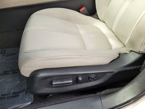 Used 2018 Honda Accord EX image 17