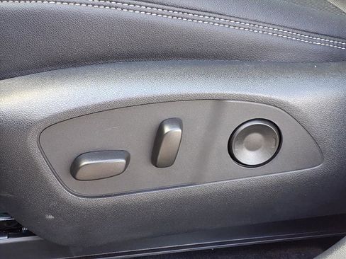 New 2025 Chevrolet Blazer EV LT image 12