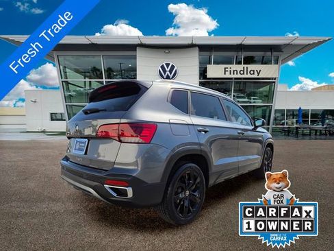 Certified 2023 Volkswagen Taos SE w/ Black Wheel Package FWD image 6