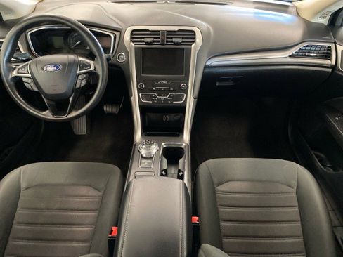 Certified 2020 Ford Fusion SE image 11