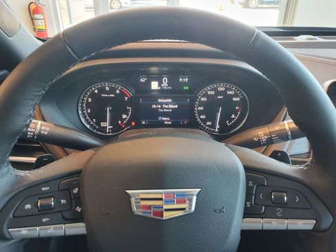 Used 2025 Cadillac CT4 Premium Luxury image 21
