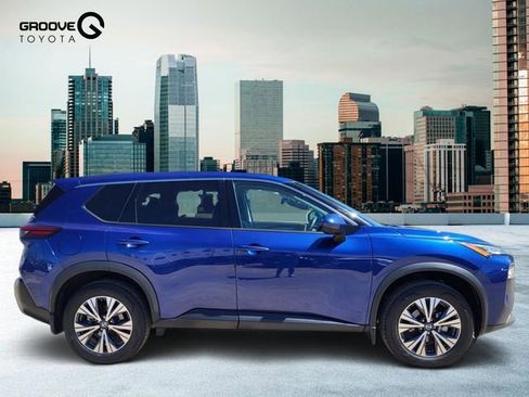 Used 2021 Nissan Rogue SV AWD/4WD image 7