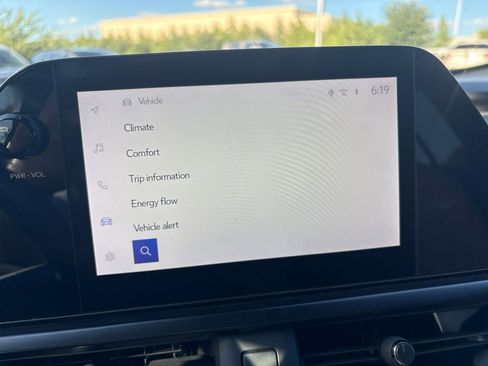 Used 2024 Lexus UX 250h FWD w/ Premium Package image 20