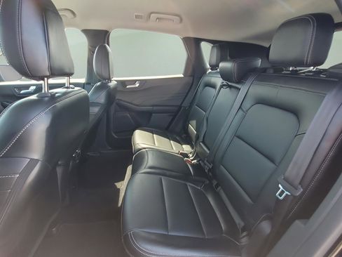 Certified 2023 Ford Escape Platinum AWD/4WD image 16