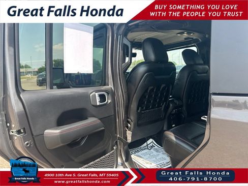 Used 2020 Jeep Gladiator Rubicon w/ Advanced Safety Group AWD/4WD image 20
