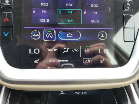 Used 2020 Subaru Legacy Premium AWD/4WD image 23