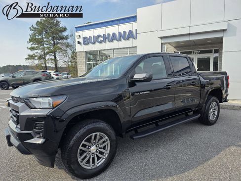 Used 2023 Chevrolet Colorado LT w/ LT Convenience Package II RWD image 1