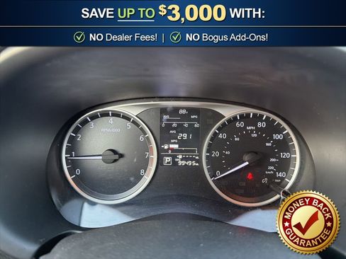 Used 2019 Nissan Kicks S image 19