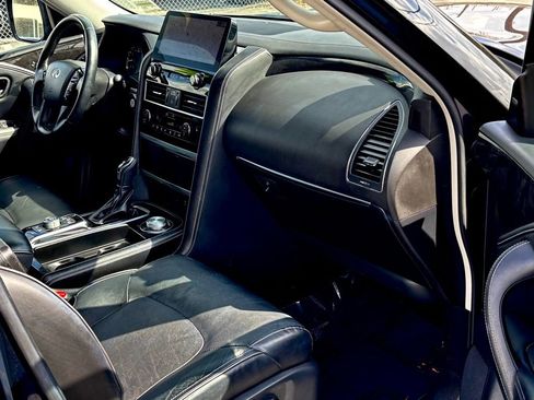 Used 2022 INFINITI QX80 Luxe image 28