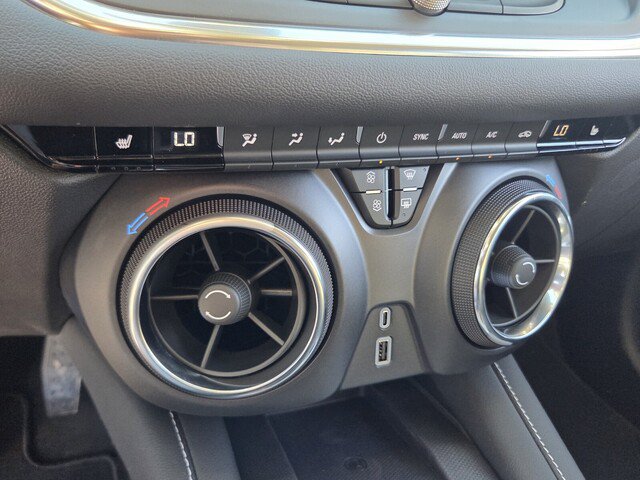 New 2026 Chevrolet Blazer LT w/ Convenience Package FWD image 23