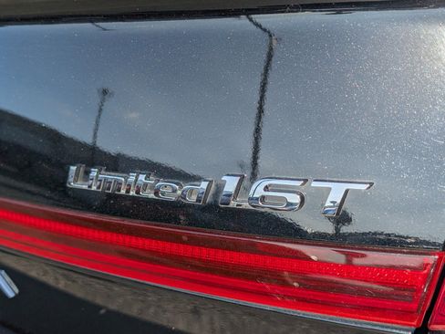 Used 2023 Hyundai Sonata Limited image 31