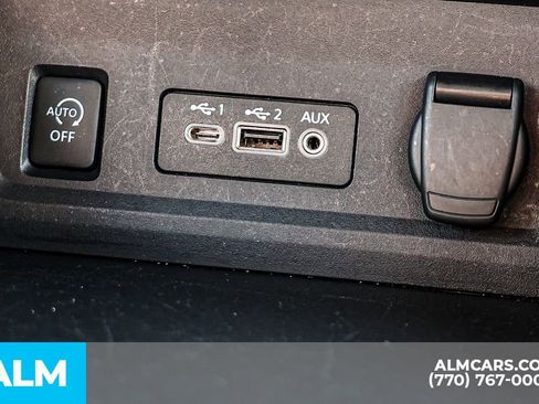 Used 2024 Nissan Sentra SV image 41