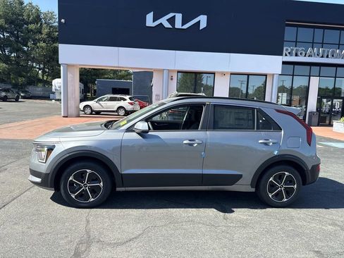 New 2026 Kia Niro LX FWD image 2