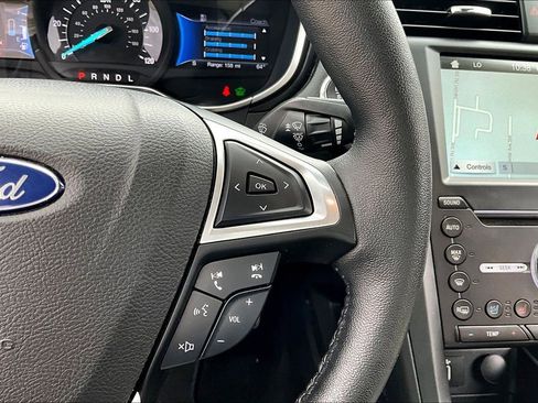 Used 2017 Ford Fusion Energi Titanium image 12