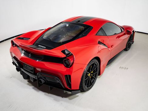 Used 2019 Ferrari 488 Pista Coupe RWD image 12