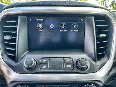 Certified 2023 GMC Acadia SLE w/ Driver Convenience Package image 13