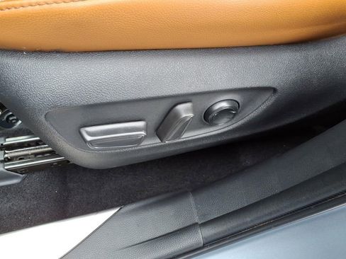 Used 2022 Toyota Highlander Platinum image 39