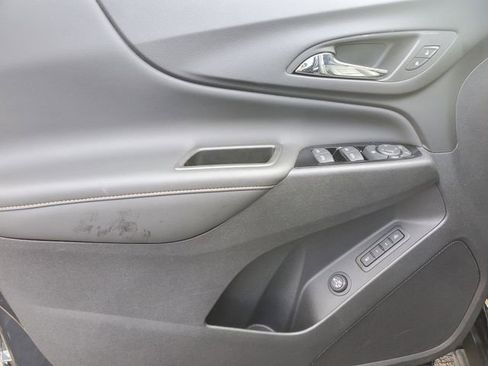Certified 2023 Chevrolet Equinox Premier image 18