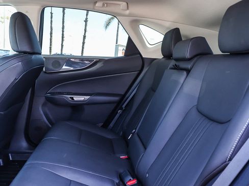 Used 2024 Lexus NX 250 FWD w/ Towing Package (2000 Lbs) image 19