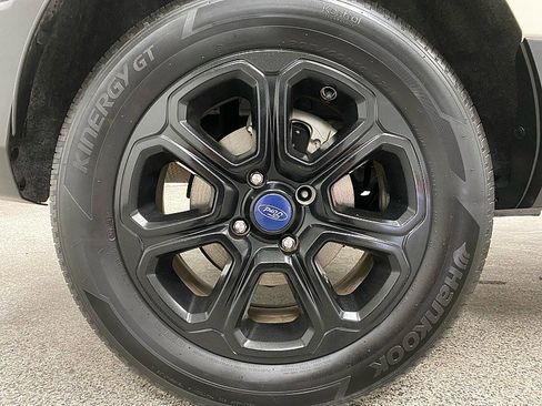 Used 2020 Ford EcoSport SE image 25