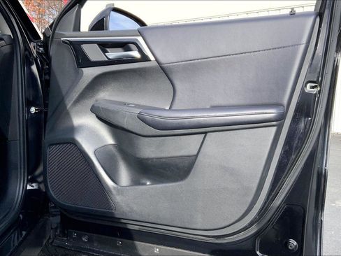 Used 2024 Mitsubishi Outlander SE image 22