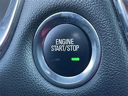 Used 2023 Chevrolet Traverse RS image 24