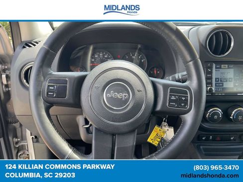 Used 2011 Jeep Compass Latitude w/ Sun/Sound Group AWD/4WD image 30