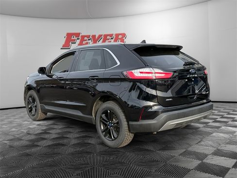 Used 2023 Ford Edge SEL w/ Convenience Package image 3