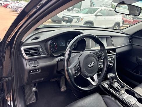Used 2018 Kia Optima EX FWD image 12