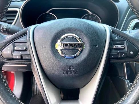 Used 2017 Nissan Maxima Platinum image 21