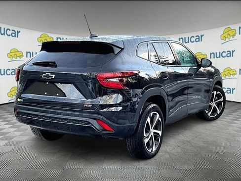 Used 2024 Chevrolet Trax RS image 6